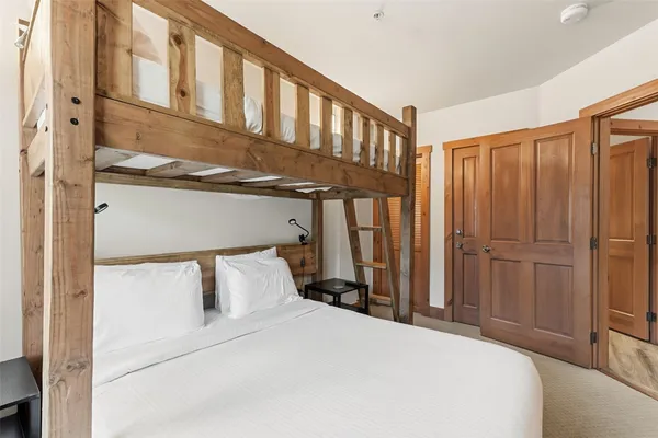 $834,000 | 135 Dercum Drive, Unit 8607, Keystone, CO 80435