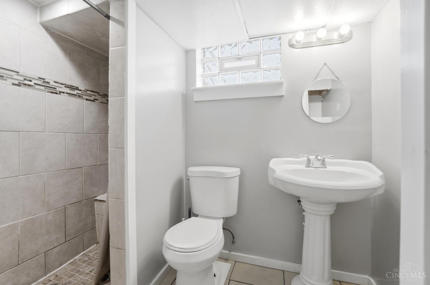 3548 Eyrich Road Cincinnati, OH 45248 - Photo 25 of 33