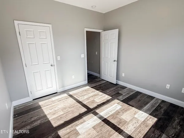 $499,900 | 813 Clear Sail Way, Dandridge, TN 37725