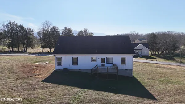 $499,900 | 813 Clear Sail Way, Dandridge, TN 37725