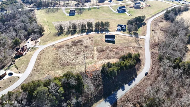 $499,900 | 813 Clear Sail Way, Dandridge, TN 37725