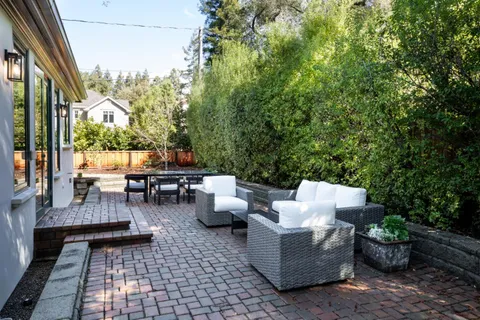 $5,495,000 | 17 Almendral Avenue, Atherton, CA 94027