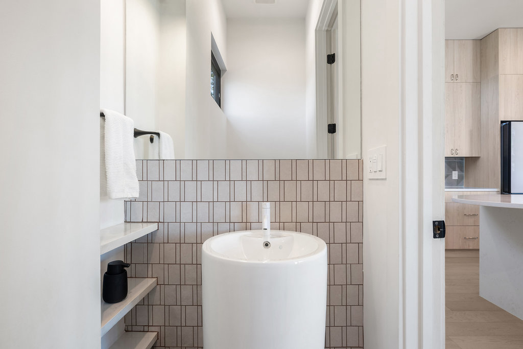 4707 Reyes Street, Unit 2 Austin, TX 78721 - Photo 28 of 34