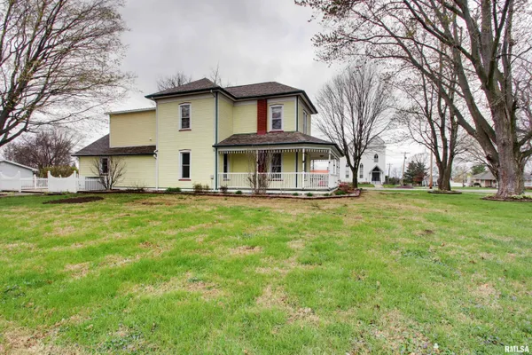 $265,000 | 309 West Edwards Street, Payson, IL 62360