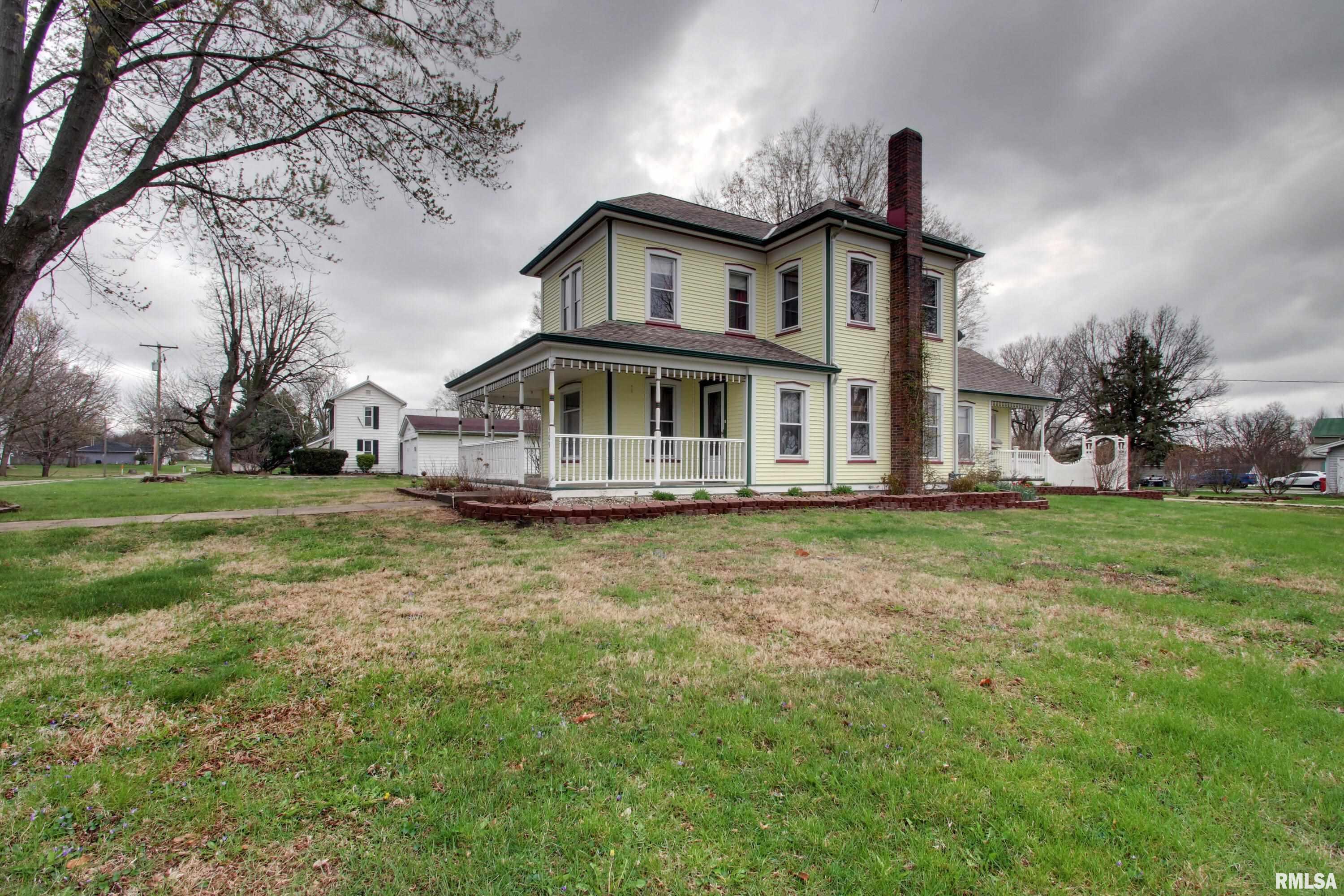 309 West Edwards Street Payson, IL 62360 - Photo 2 of 26