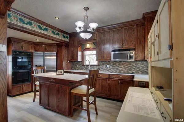 $265,000 | 309 West Edwards Street, Payson, IL 62360