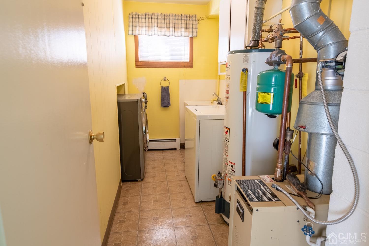 7 Sims Road Edison, NJ 08817 - Photo 28 of 54