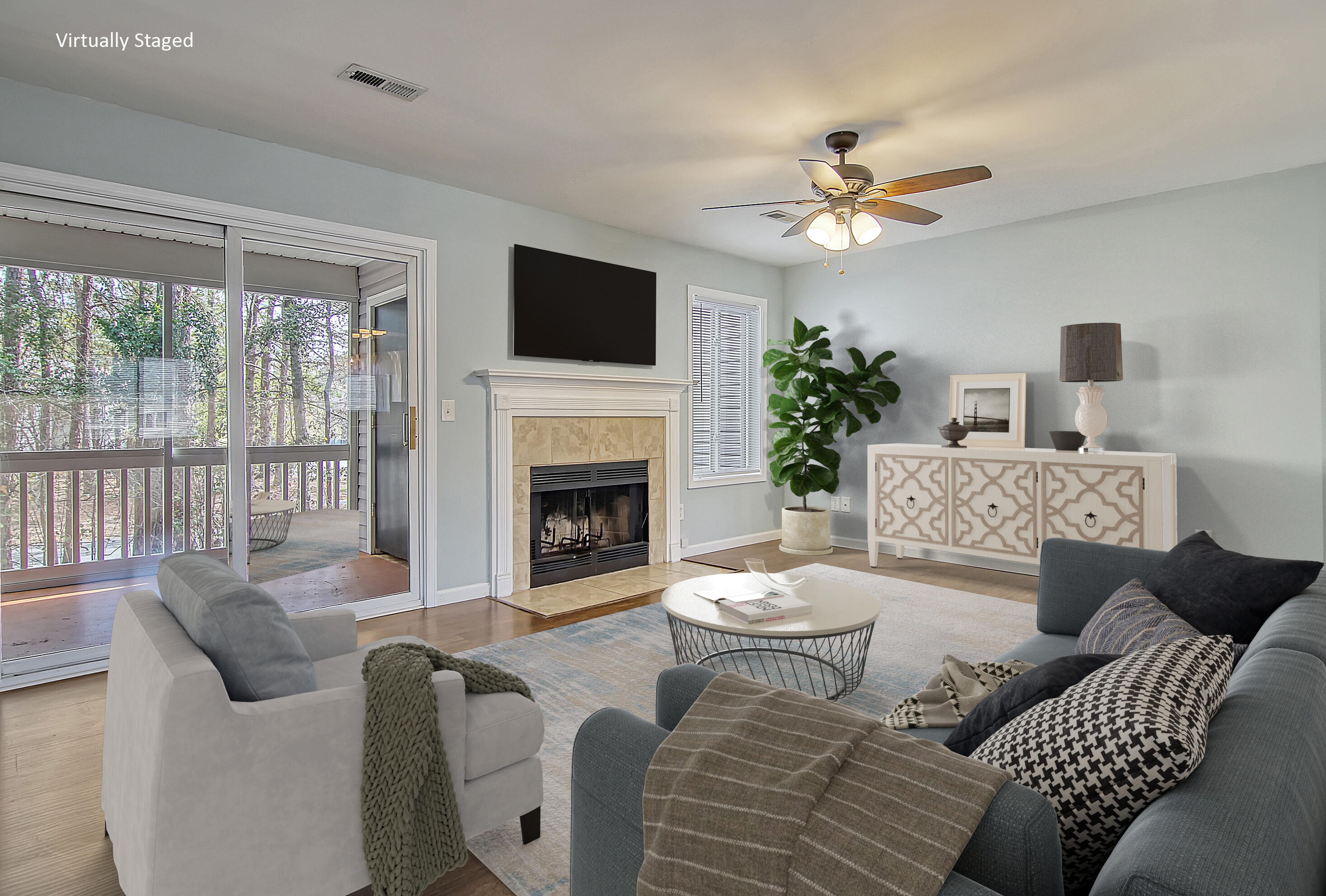 19 Rudwick Circle Goose Creek, SC 29445 - Photo 16 of 30 19 Rudwick_Cir_living_room_25-02-22_11_0