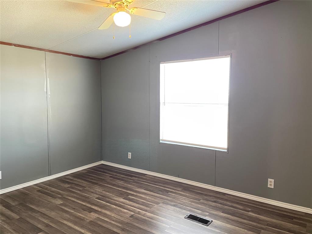 9624 Clark Street Joshua, TX 76058 - Photo 20 of 22 an empty room with window