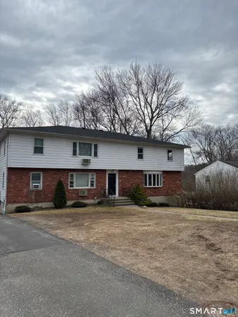 $2,100 | 220 French Street, Unit 1, Watertown, CT 06795
