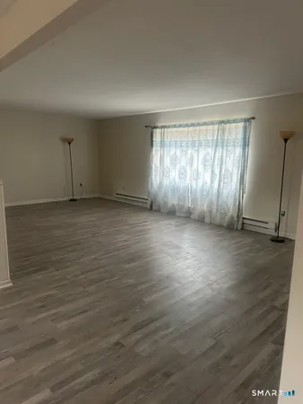 $2,100 | 220 French Street, Unit 1, Watertown, CT 06795