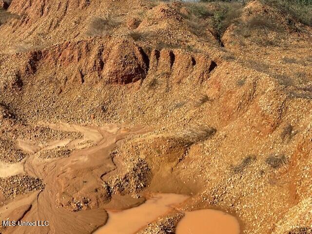 6183 Yellow Dog Road Senatobia, MS 38668 - Photo 10 of 18 thumbnail_IMG_7144