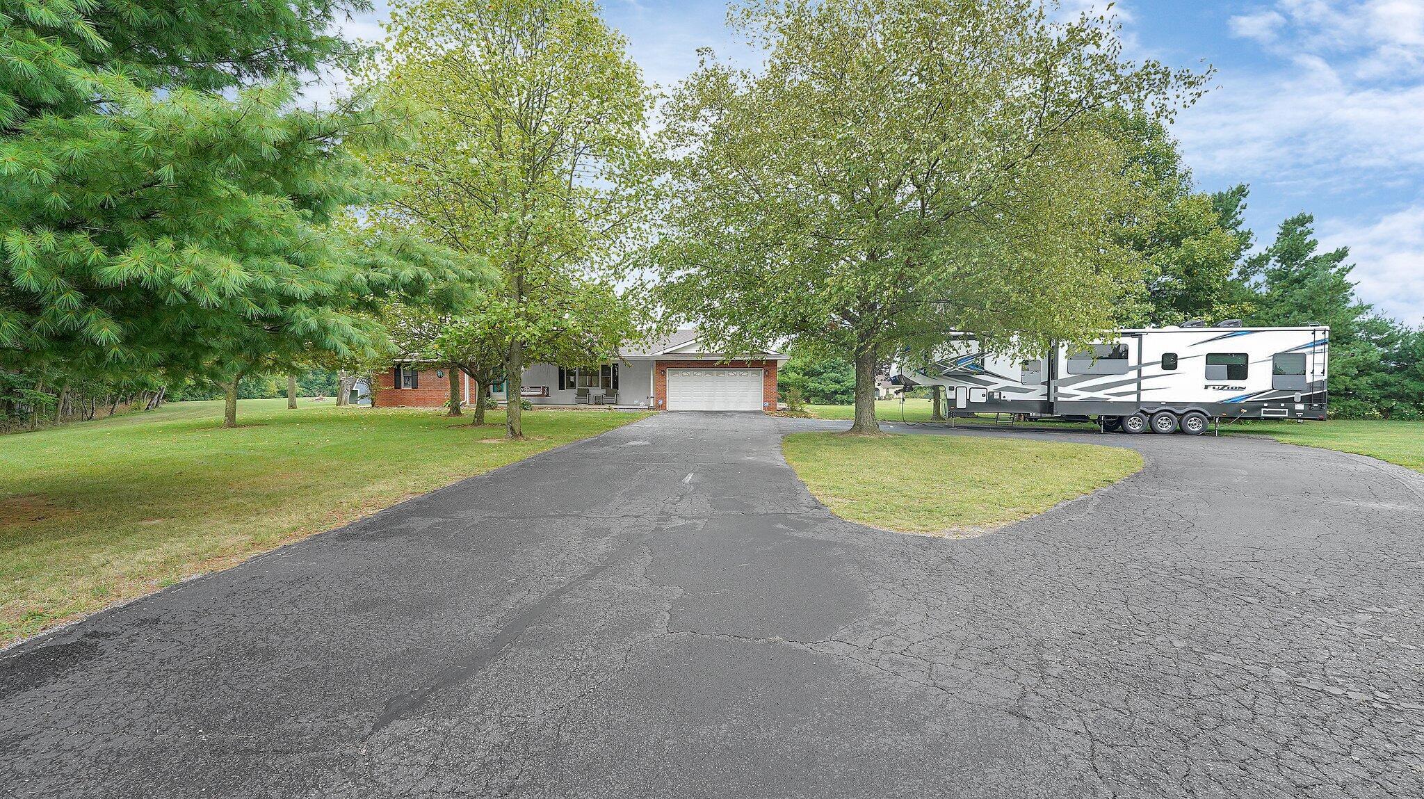 26836 Morris Salem Road Circleville, OH 43113 - Photo 3 of 45 Gallery Image 3