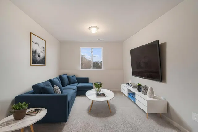 $289,900 | 580 Manorwood Circle, Benton Harbor, MI 49022