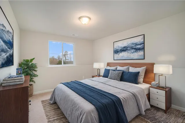 $289,900 | 580 Manorwood Circle, Benton Harbor, MI 49022