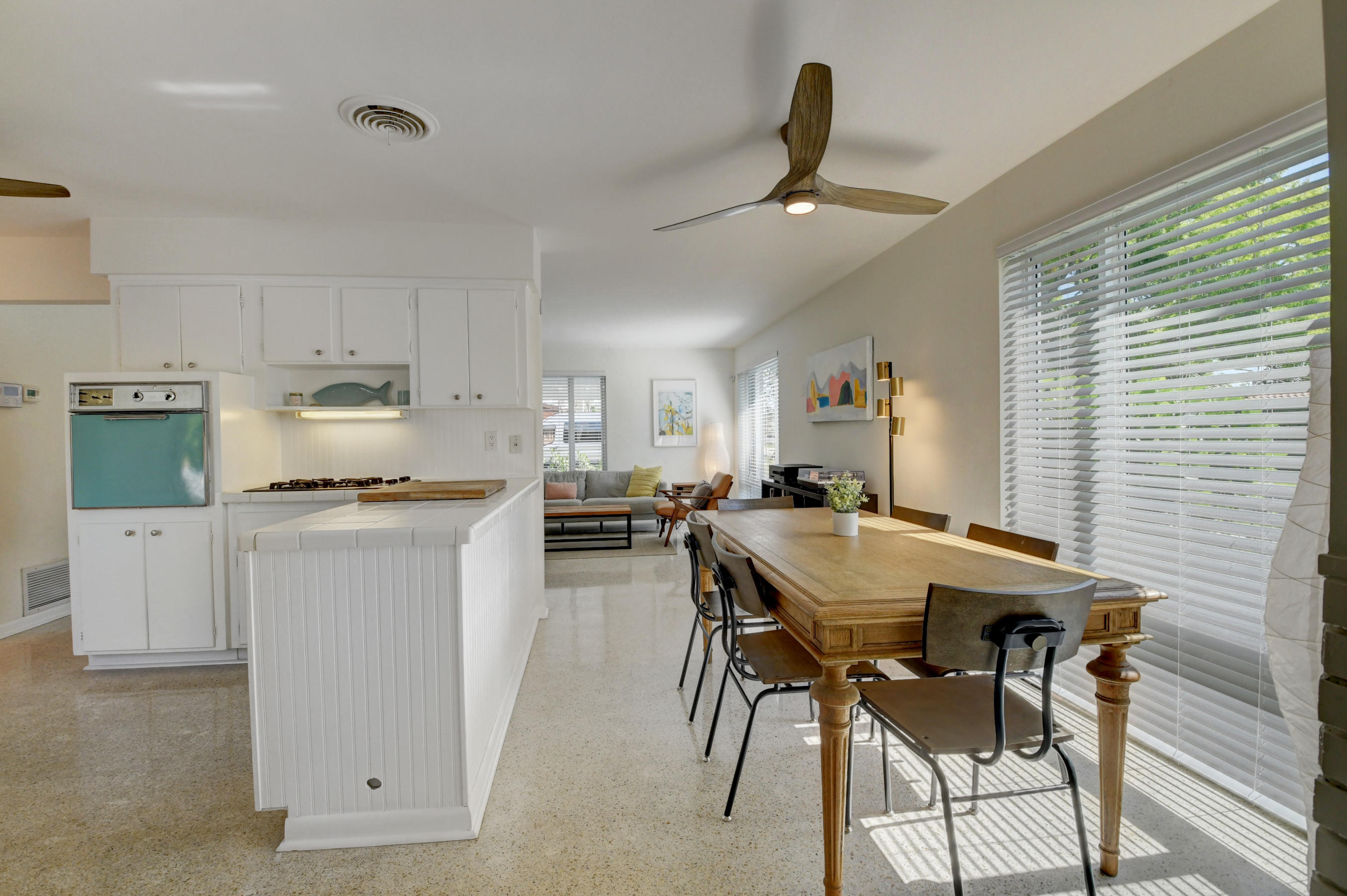 601 Northwest 14th Avenue Boca Raton, FL 33486 - Photo 8 of 38 Great Flow