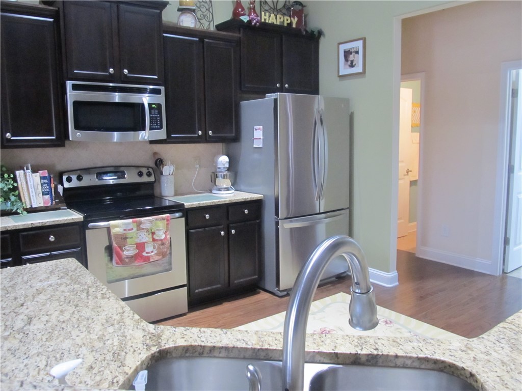 117 Baybrooke Lane Anderson, SC 29621 - Photo 14 of 43 Large kitchen with granite and a stainless sink, s