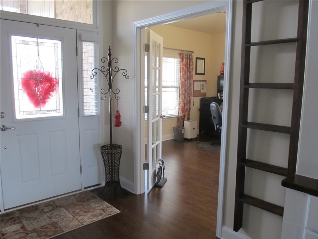 117 Baybrooke Lane Anderson, SC 29621 - Photo 2 of 43 Foyer that leads into the office/study