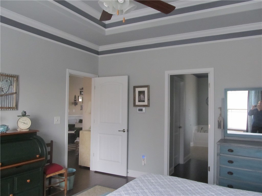 117 Baybrooke Lane Anderson, SC 29621 - Photo 22 of 43 Large bedroom with hallway that leads to the bathr