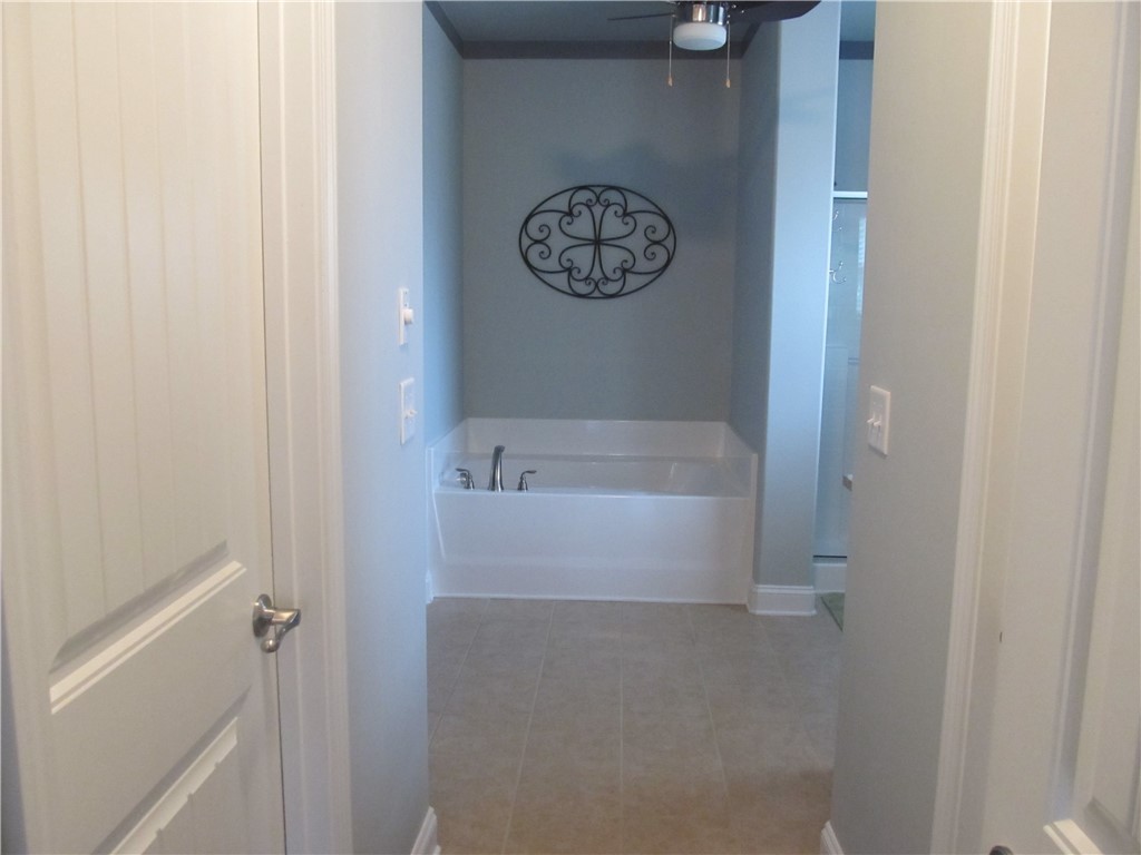 117 Baybrooke Lane Anderson, SC 29621 - Photo 23 of 43 Hallway leading to master bedroom bathroom with hi
