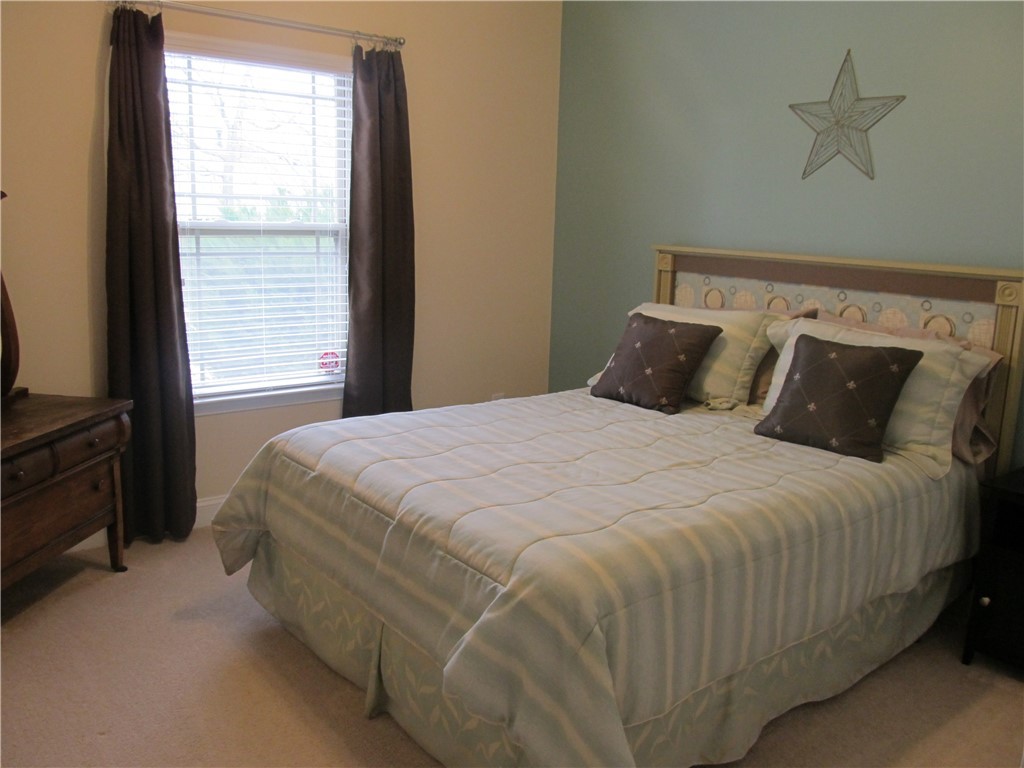 117 Baybrooke Lane Anderson, SC 29621 - Photo 29 of 43 Nice sized 2nd bedroom