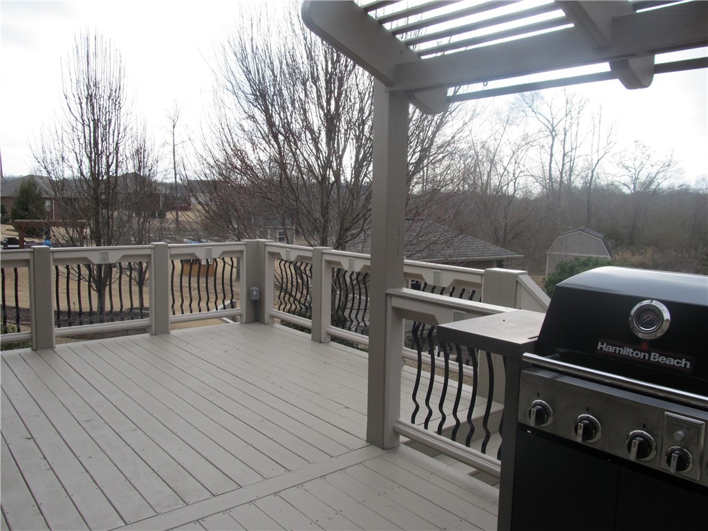 117 Baybrooke Lane Anderson, SC 29621 - Photo 38 of 43 Look as this large deck!
