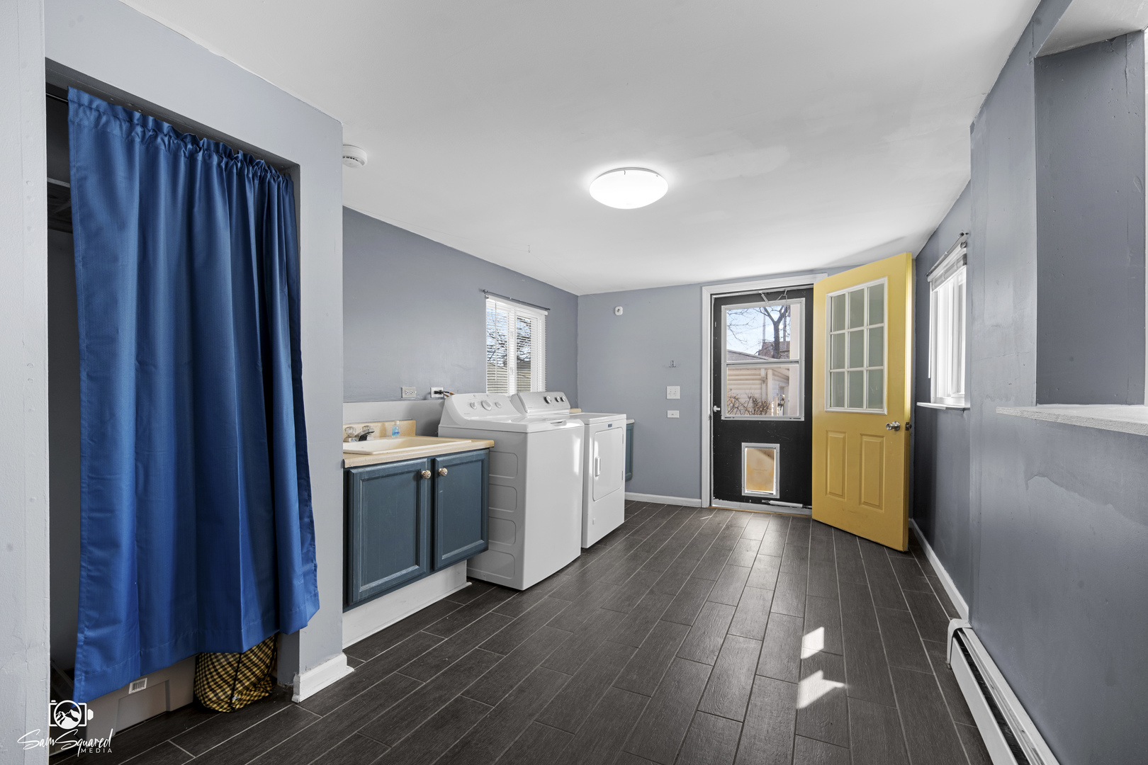 10947 1st Street Mokena, IL 60448 - Photo 6 of 29 a kitchen with a sink and wooden floor