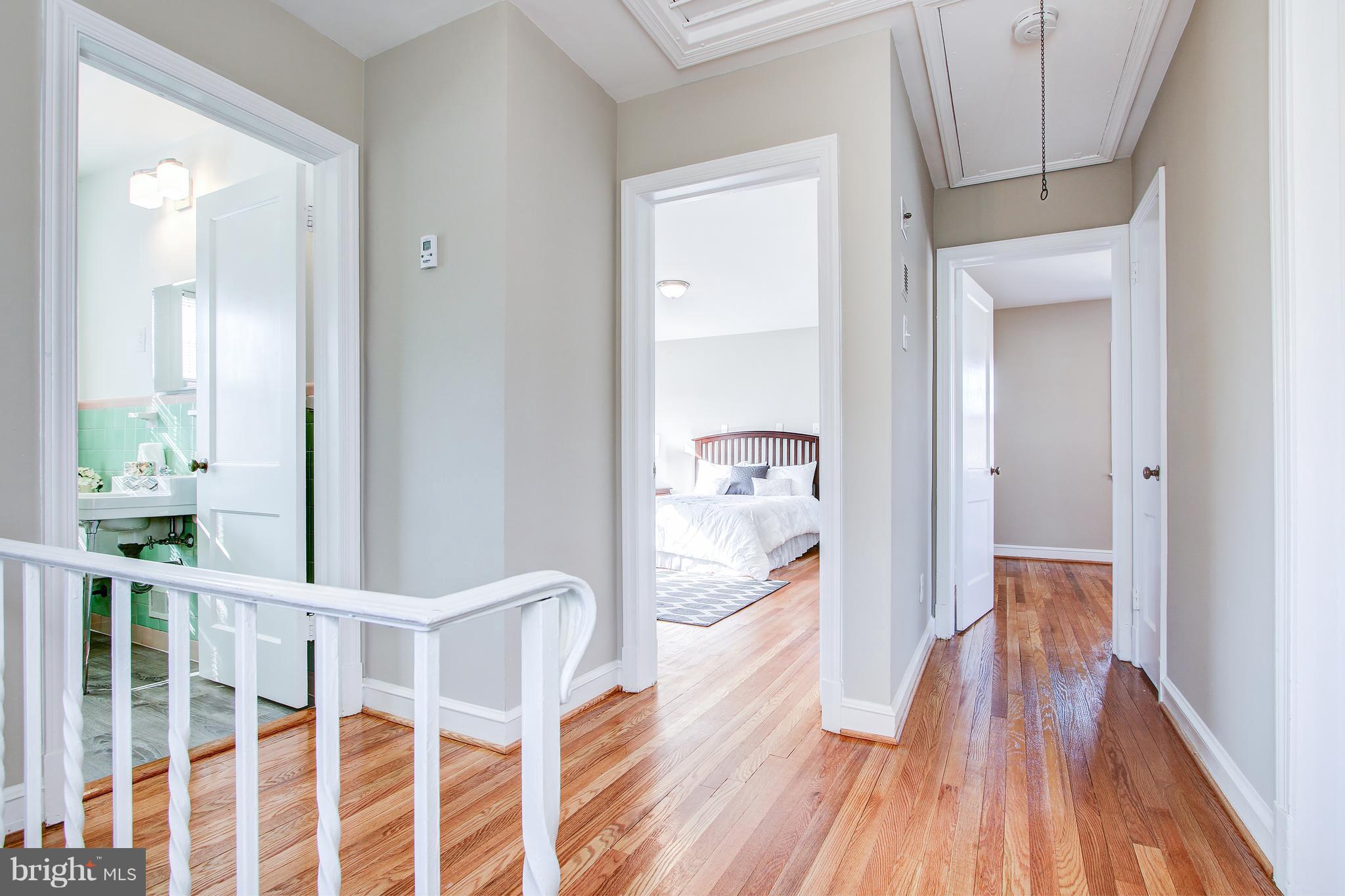 9521 Biltmore Drive Silver Spring, MD 20901 - Photo 13 of 28 Upper Level Landing