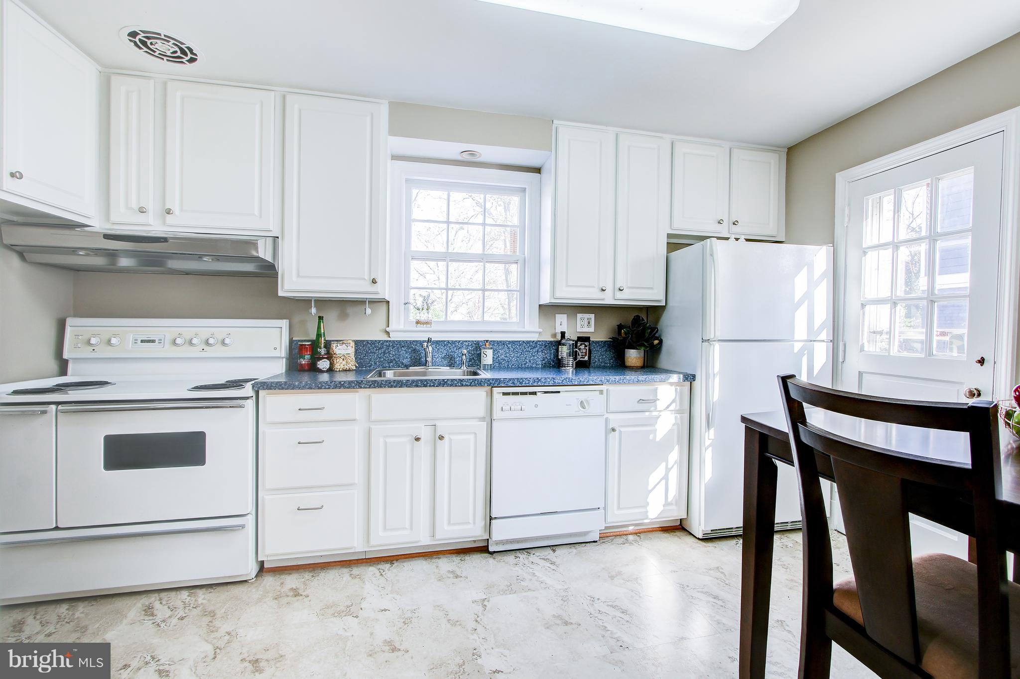 9521 Biltmore Drive Silver Spring, MD 20901 - Photo 6 of 28 Updated Kitchen with Vintage Stove