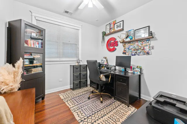 $3,950 | 3056 North Clybourn Avenue, Unit 1N, Chicago, IL 60618