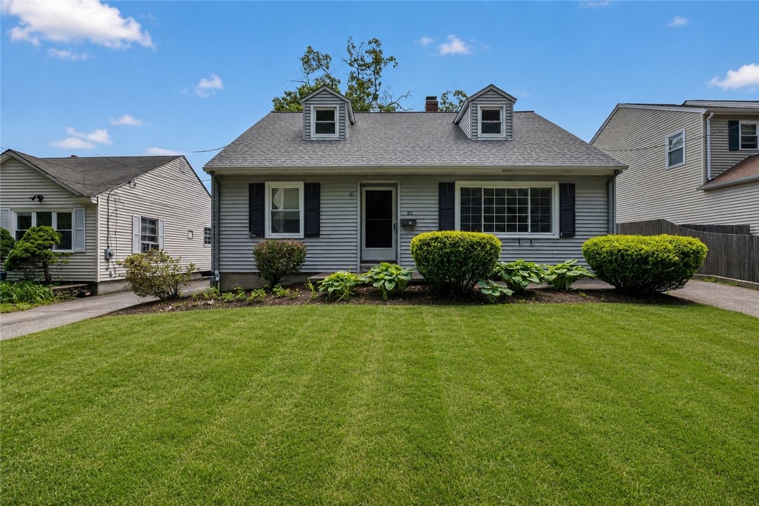 82 Parkside Avenue Pawtucket, RI 02861 - Photo 1 of 28