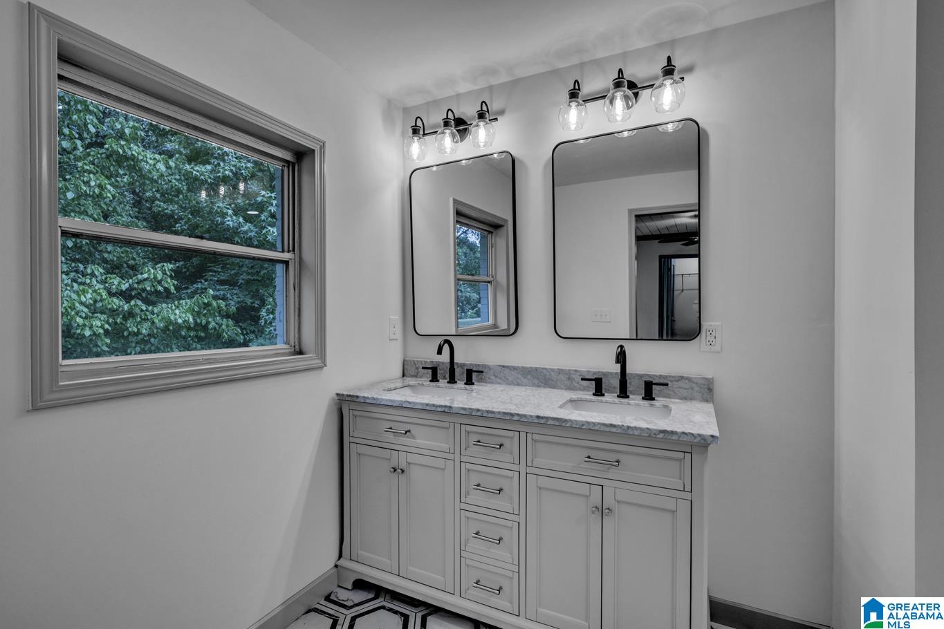 267 Garrison Road Gardendale, AL 35071 - Photo 17 of 33