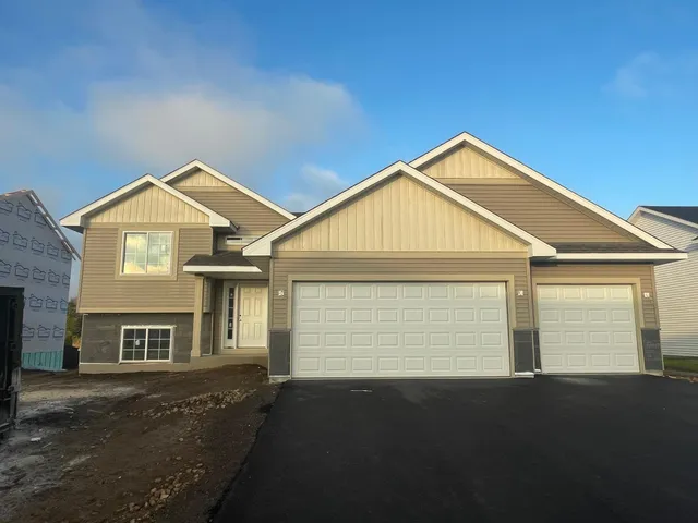 $547,900 | 17703 Empire Trail, Lakeville, MN 55044
