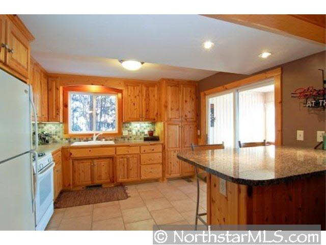 15967 Island View Road Northwest Prior Lake, MN 55372 - Photo 4 of 10 Gallery Image 4