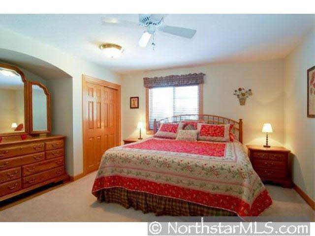 15967 Island View Road Northwest Prior Lake, MN 55372 - Photo 8 of 10 Gallery Image 8