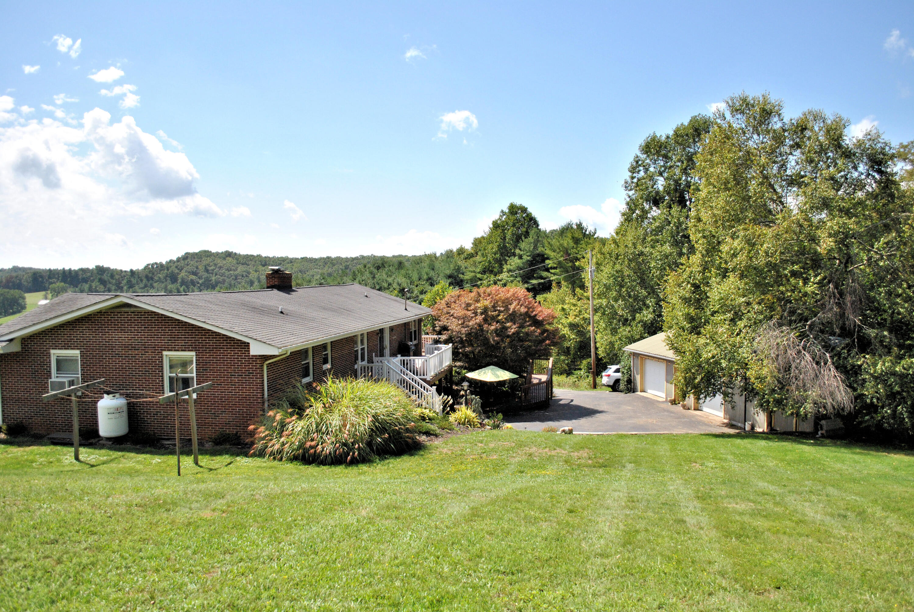 543 Meadow Run Road Southeast Copper Hill, VA 24079 - Photo 1 of 81 2DSC_0020