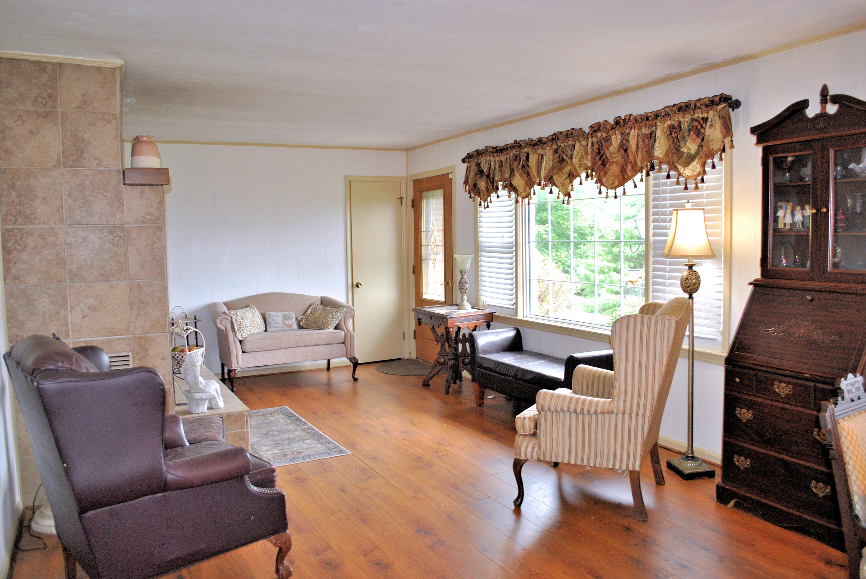 543 Meadow Run Road Southeast Copper Hill, VA 24079 - Photo 20 of 81 10DSC_0905