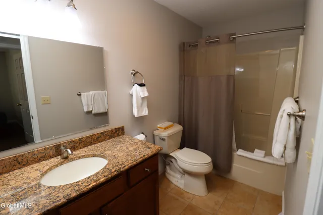 $195,000 | 3014 Lake Shore Drive, Unit 8C, Lake George, NY 12845