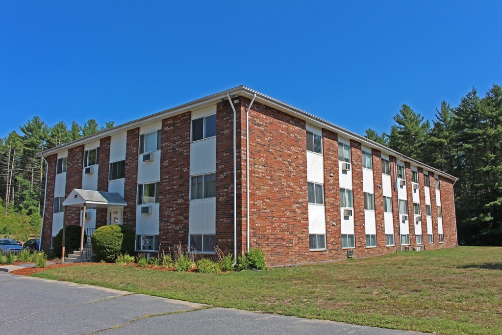 5 Turnpike Road, Unit 230 Townsend, MA 01469 - Photo 1 of 7