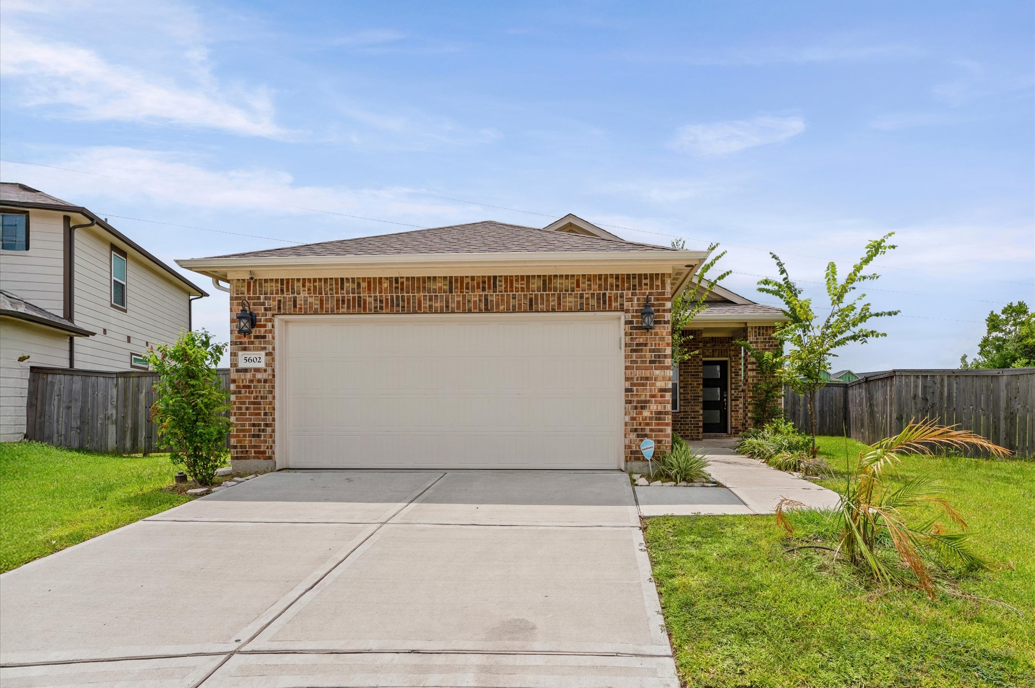 5602 Giving Grace Way Houston, TX 77048 - Photo 1 of 26