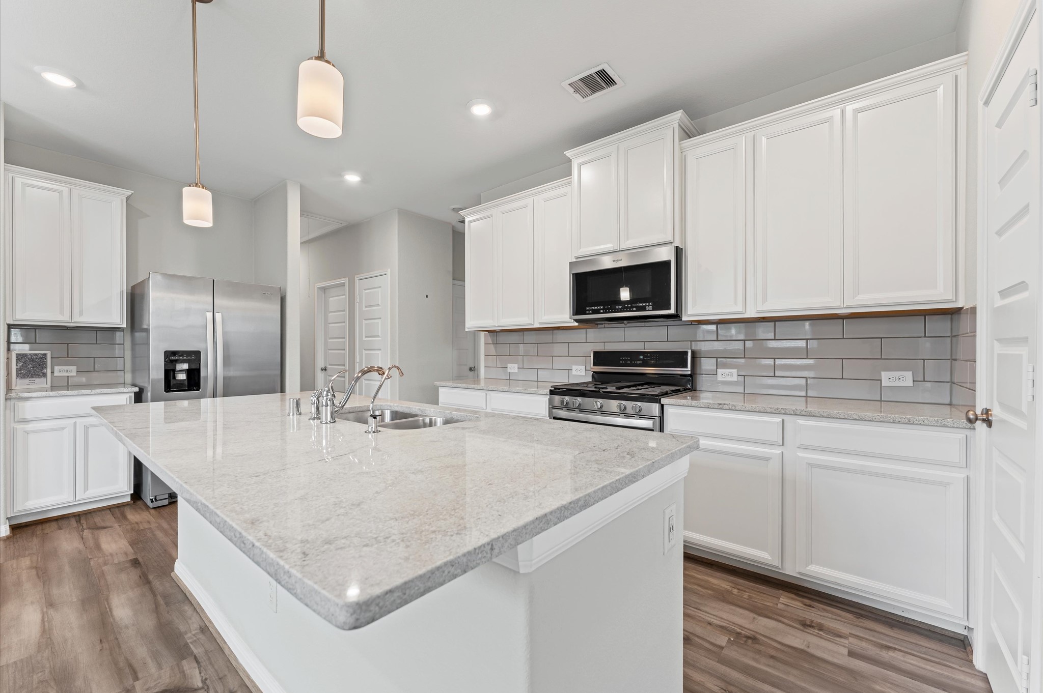 5602 Giving Grace Way Houston, TX 77048 - Photo 9 of 26