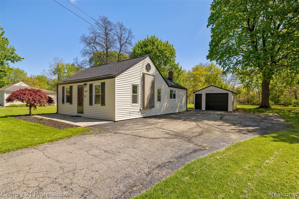 2830 Deland Road Waterford, MI 48329 - Photo 34 of 35
