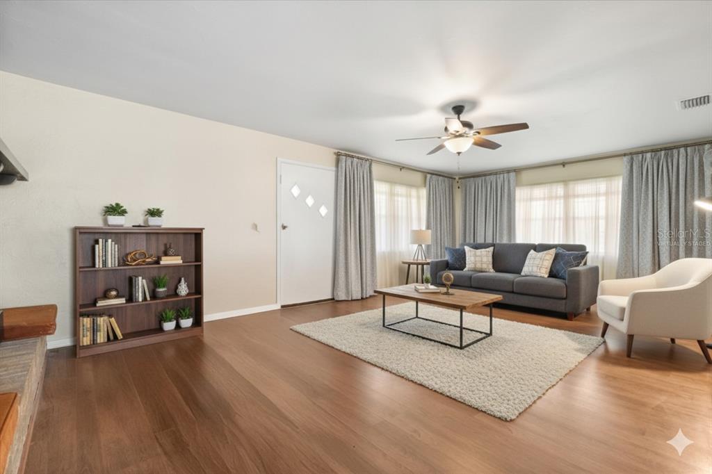 5425 Lewellyn Road Lakeland, FL 33810 - Photo 2 of 21