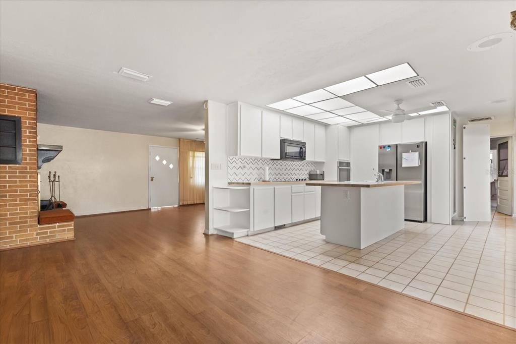 5425 Lewellyn Road Lakeland, FL 33810 - Photo 4 of 21