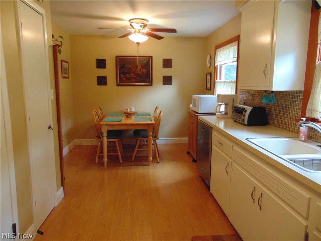 1303 Haverston Road Lyndhurst, OH 44124 - Photo 6 of 34