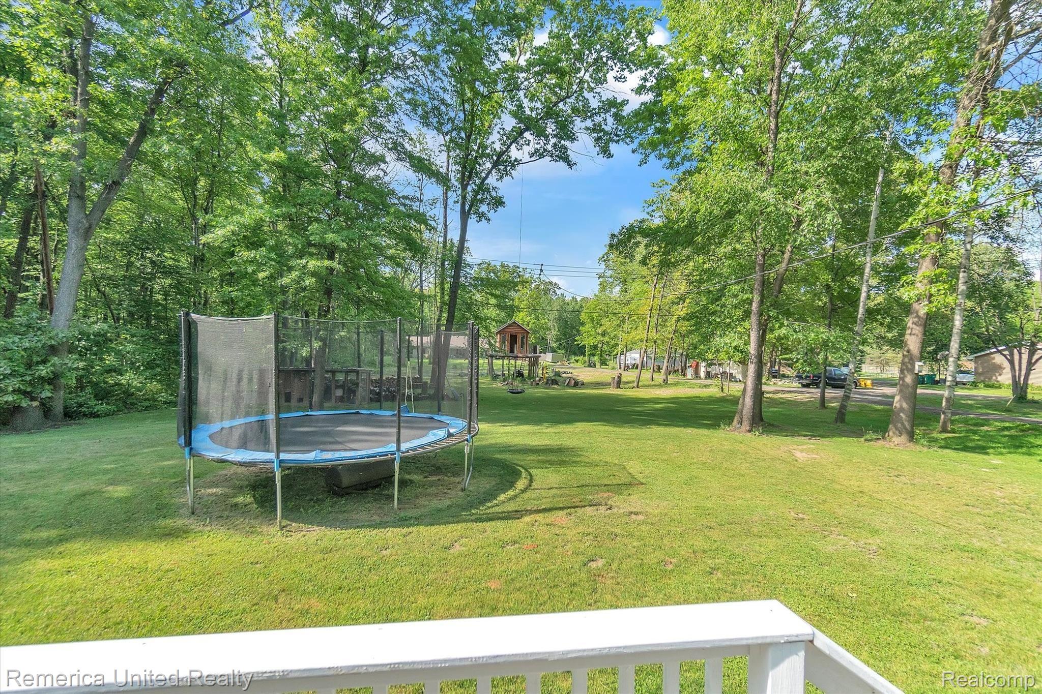 38048 Herman Street Romulus, MI 48174 - Photo 30 of 38 31-38048-Herman-St-WindowStill-Real-Estate-Photography-31.jpg