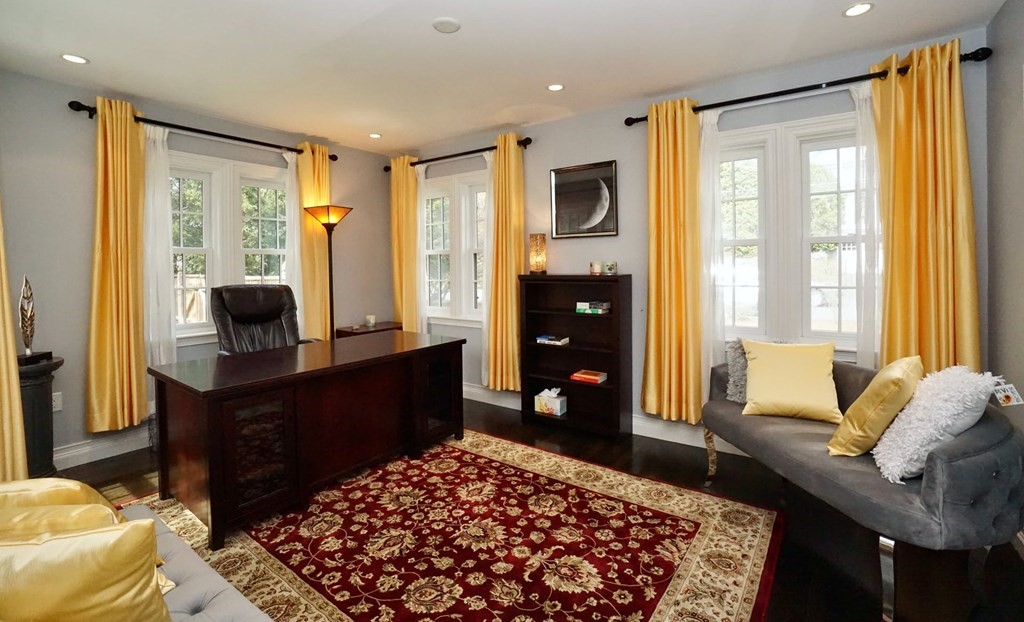 725 Chestnut Street Newton, MA 02468 - Photo 9 of 42 a living room with furniture and a window