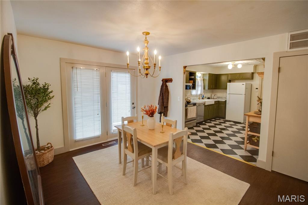 610 Vermont Street Bethalto, IL 62010 - Photo 11 of 36