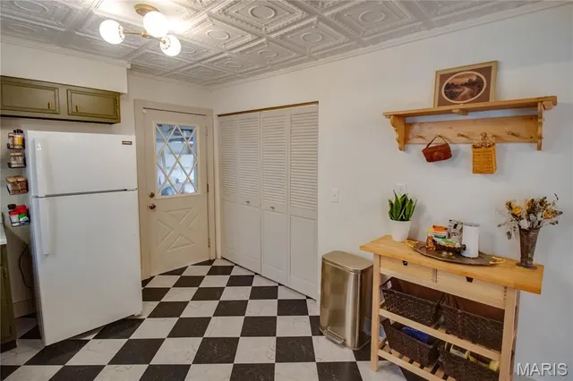 $235,000 | 610 Vermont Street, Bethalto, IL 62010