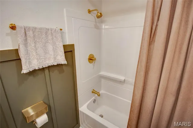 $235,000 | 610 Vermont Street, Bethalto, IL 62010